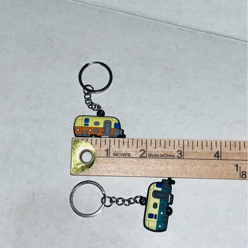 Peanuts Crew Socks, Snoopy Camping and 2 Camper Key Rings‎ New